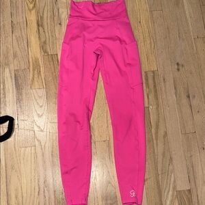 Bombshell curves leggings small